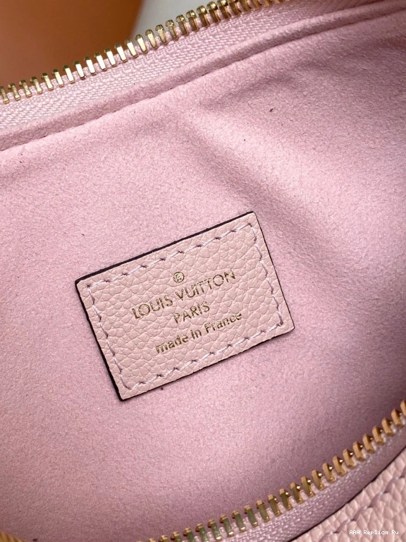 AAA Replica Ru MARSHMALLOW LOUIS VUITTON 0809